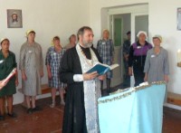 4 августа 2016 года батюшка отслужил молебен с пением акафиста Николаю Чудотворцу